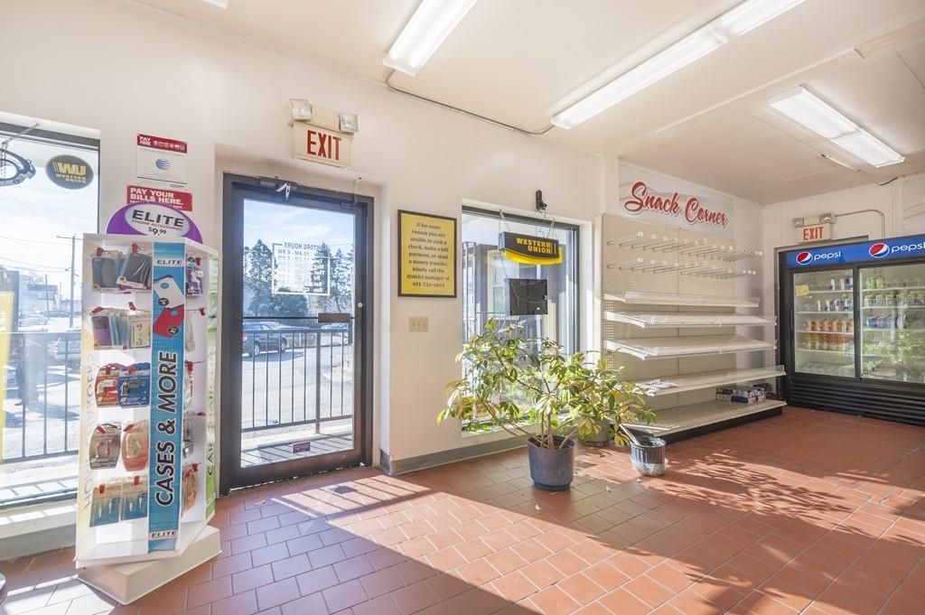 1039 Washington St, Attleboro, MA 02703